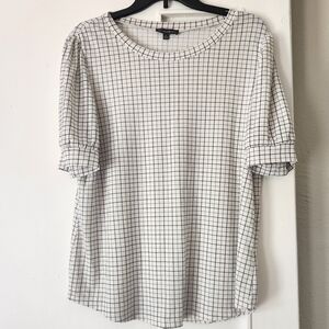 Womens White & Black Blouse